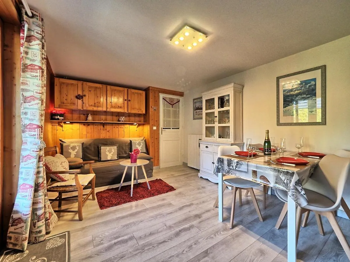 Appartement Cosy Aux Carroz 40 M² Vue Sur La Montagne Les Carroz d'Araches 0*,  France